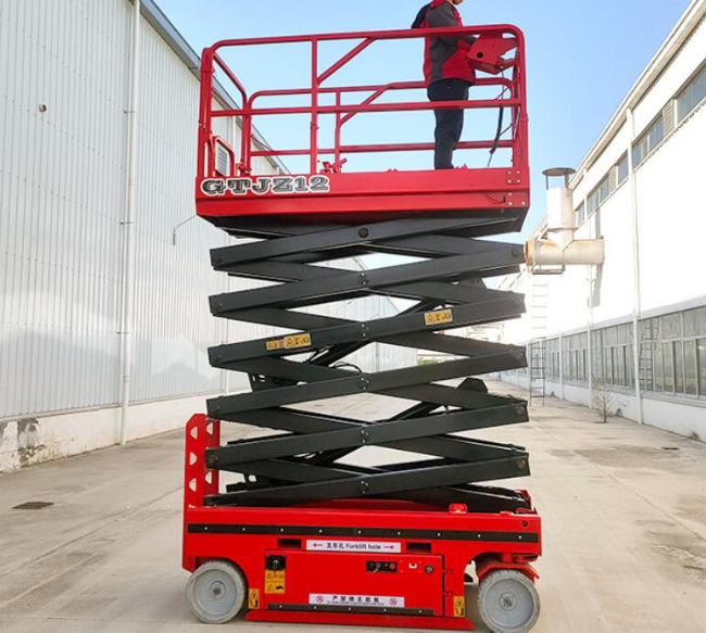 南木林自行走移动式升降机